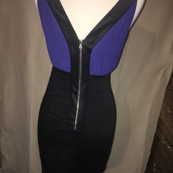 Plastic Island Blue and Black Dress - Picture 3 of 8